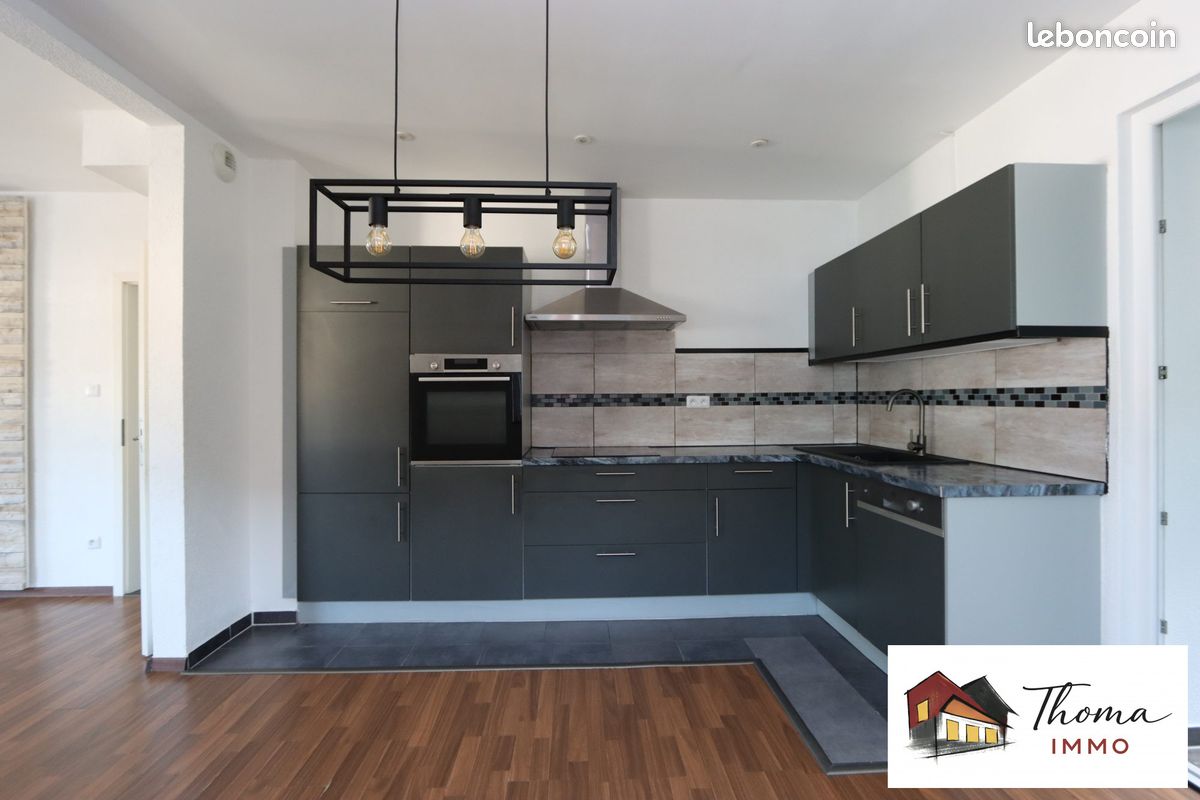 Appartement 3 pièces 90 m² · à Buschwiller · 90 m² · 990 €/mois