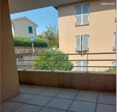 Appartement 1 pièce 46 m² · à Curis-au-Mont-d'Or · 46 m² · 795 €/mois
