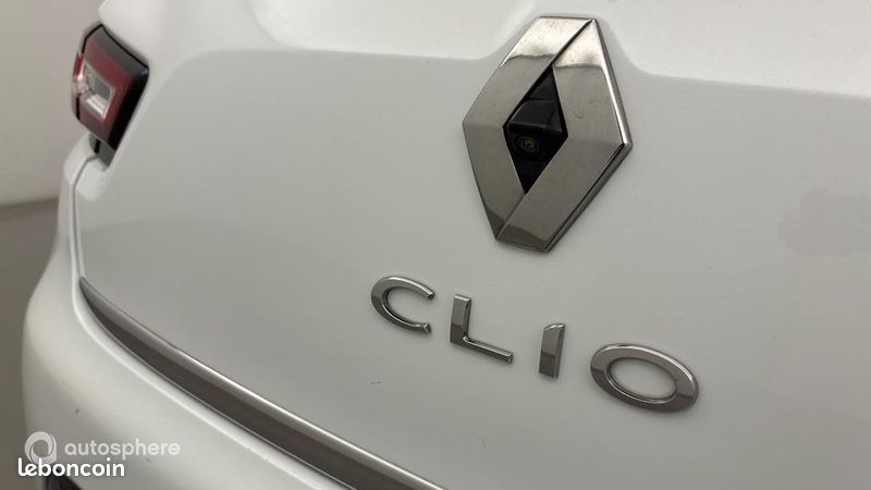 Renault Clio 1.5 dCi 110ch energy Edition One 5p (image 31)