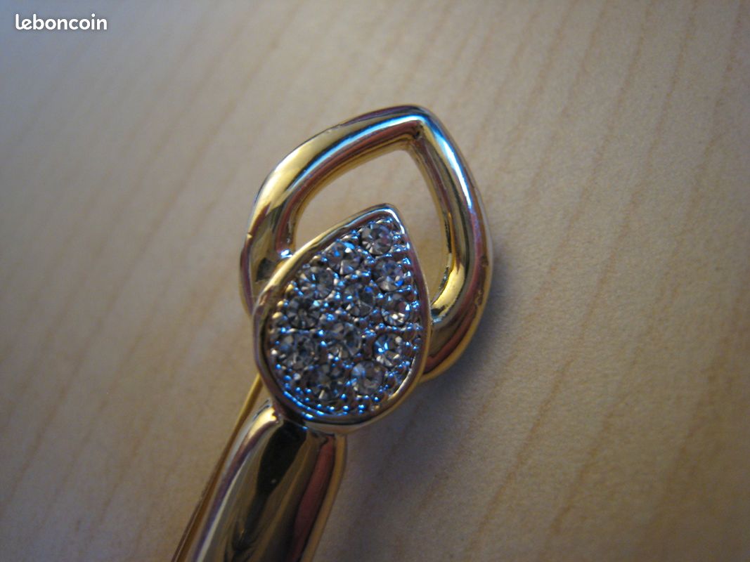 Broche Ancienne En Métal Doré Avec Strass - Réf J299 - Occasion, Vintage