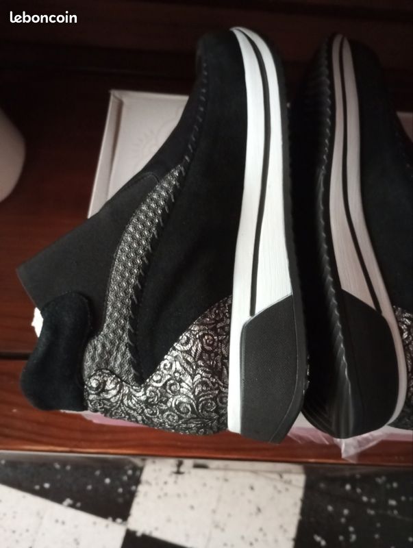 Bottines neuves en cuir pointure 41 (image 6)