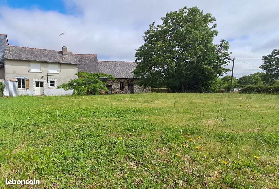 Maison 3 pièces 95 m² · à Ercé-en-Lamée · 95 m² · 92 000 €