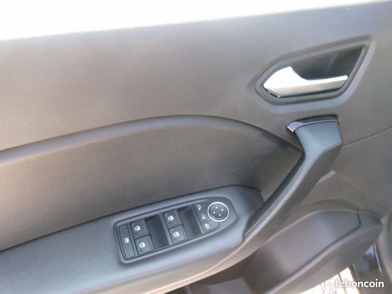 Renault CAPTUR II 1.5 BLUE DCI 115CH BUSINESS (image 18)