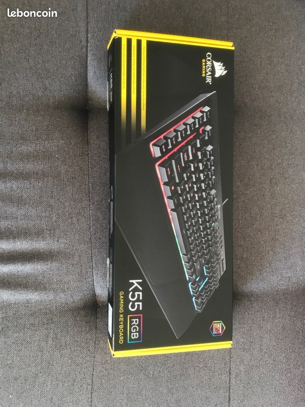 Clavier Corsair K55 RGB (image 1)