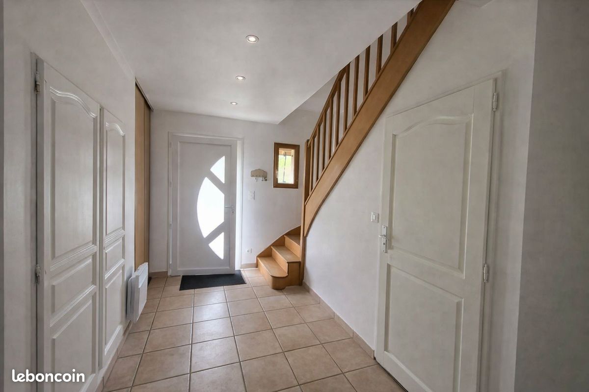 Maison 7 pièces 167 m² · à Pithiviers-le-Vieil · 167 m² · 205 000 €