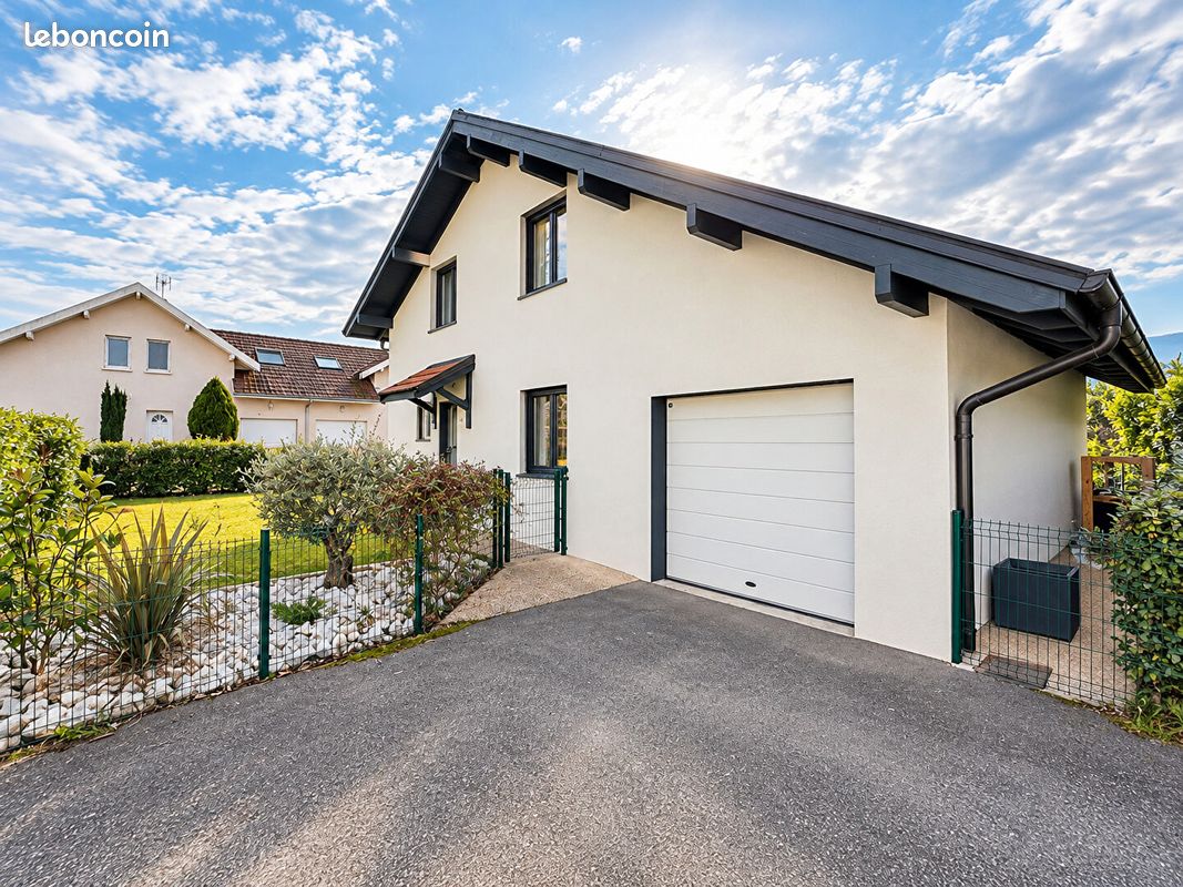 Maison 5 pièces 99 m² · à Vallières-sur-Fier · 98,9 m² · 439 000 €