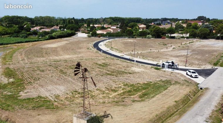 Terrain 1 000 m² Villesequelande