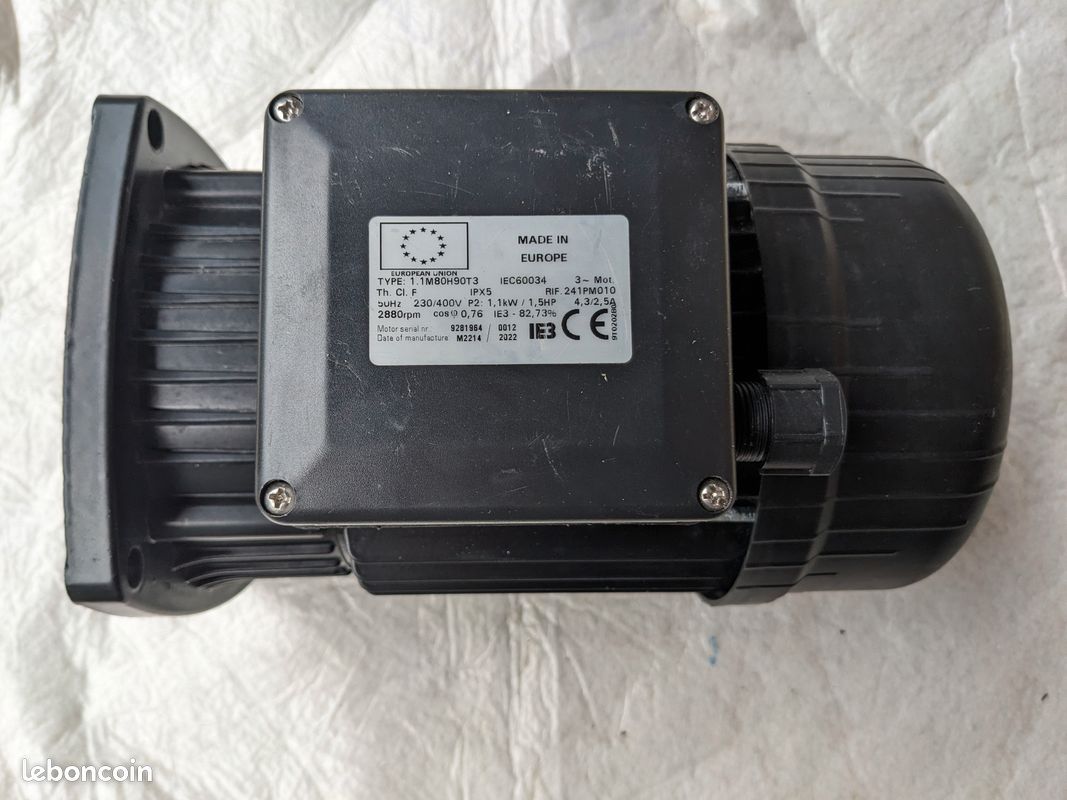 Moteur triphasé pour pompe Pentair (image 1)