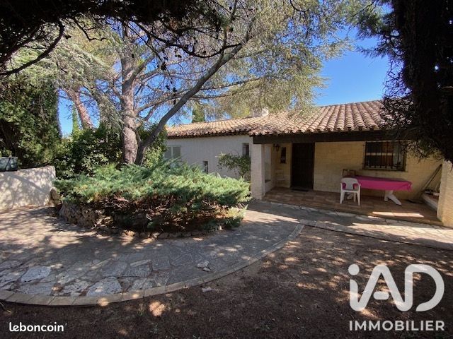 Maison 6 pièces 225 m² · à Roquebrune-sur-Argens · 225 m² · 680 000 €
