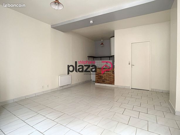 Studio 1 pièce 25 m²