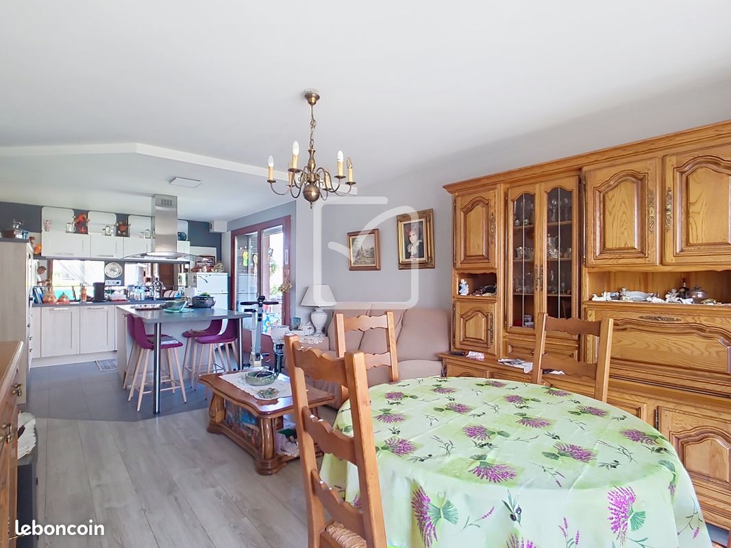 Appartement 4 pièces 81 m² · à Sciez · 81 m² · 295 000 €