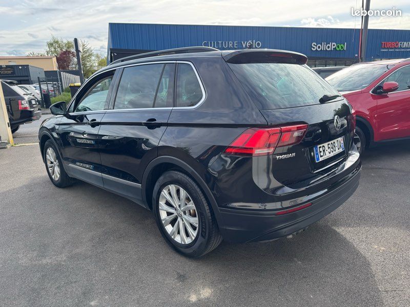 VOLKSWAGEN TIGUAN 2.0 TDI 115 Confortline gps Bluetooth caméra (image 3)