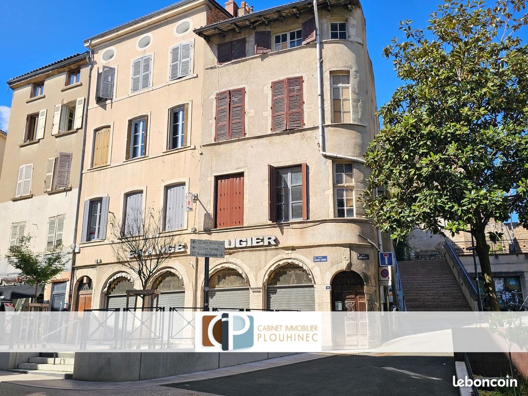Local commercial 260 m² · à Mâcon · 260 m² · 240 000 €