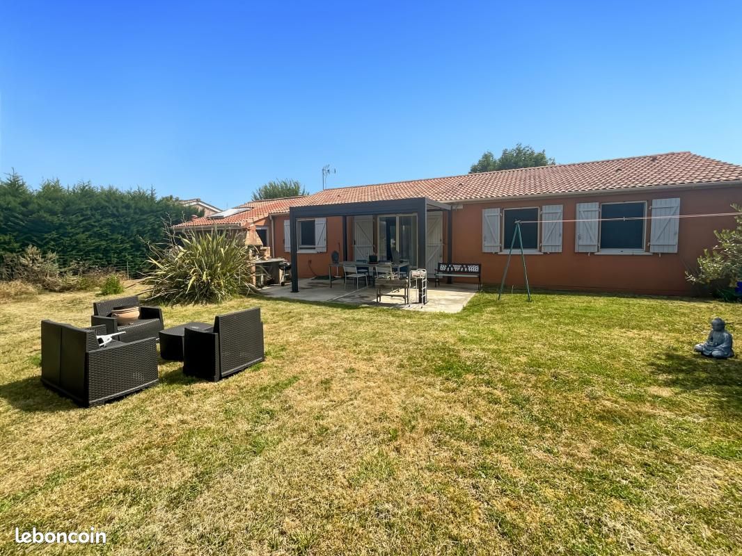 Maison 5 pièces 114 m² · à Saint-Sardos · 114 m² · 229 000 €