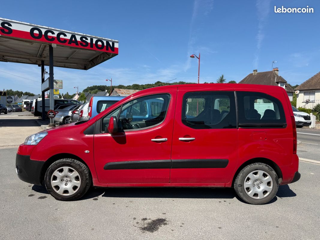 Peugeot Partner 1.6hdi 92 7 places 1ere main vehicule propre (image 3)