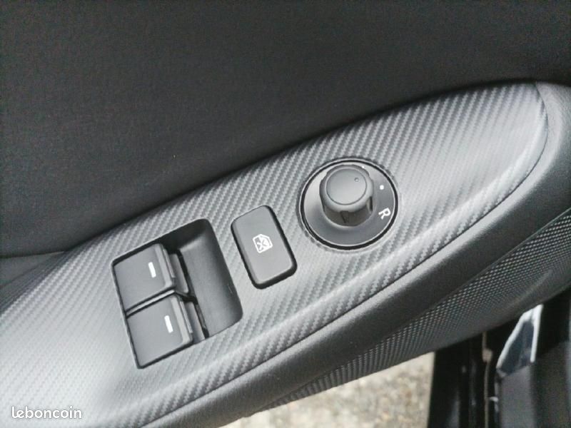 Mazda MX-5 1.5 SKYACTIV-G 132ch Exclusive-Line Euro6e (image 20)