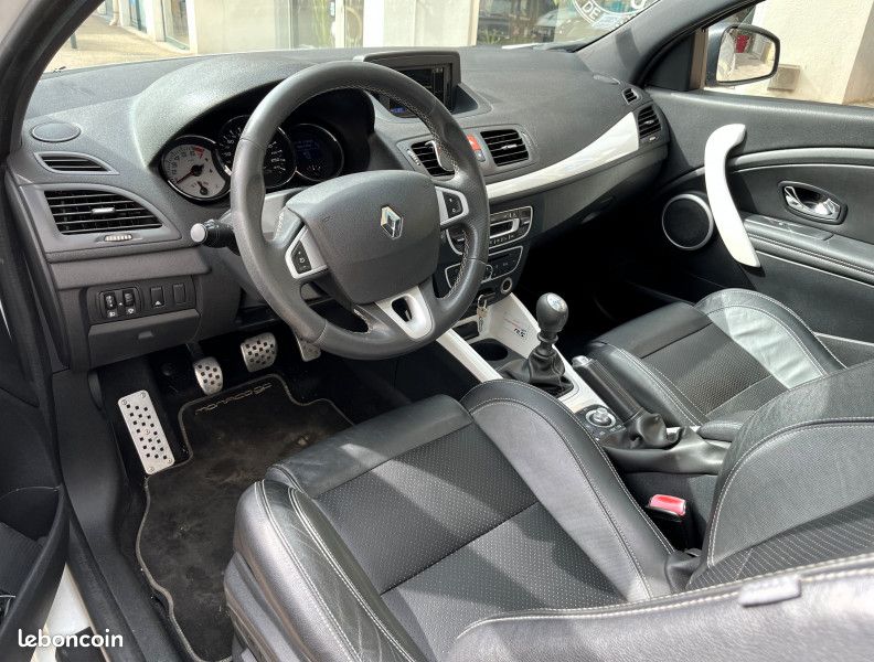 Renault MEGANE III COUPE 2.0T 250CH RS MONACO GP (image 13)