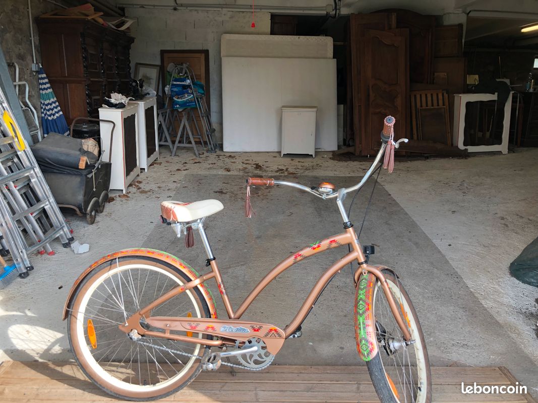 Siège De Vélo Vintage En Cuir Avant-guerre - Pour Moto Indienne, Harley, Etc. (Occasion)