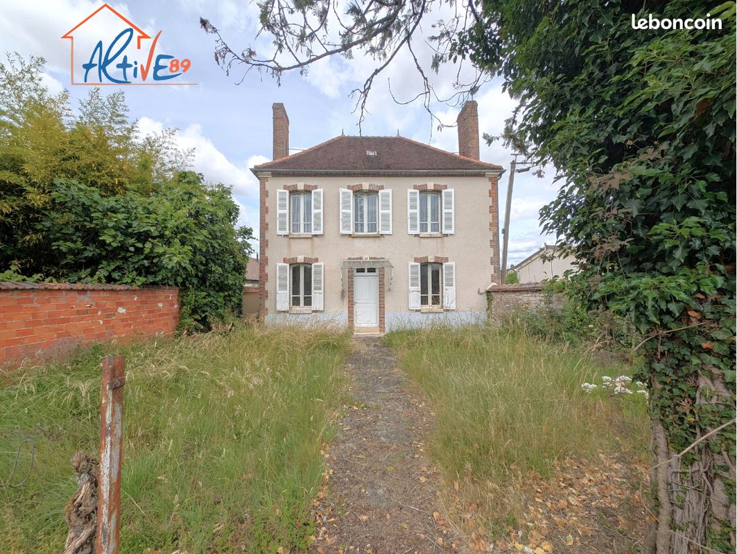 Maison 7 pièces 130 m² · à Chassy · 130 m² · 87 900 €