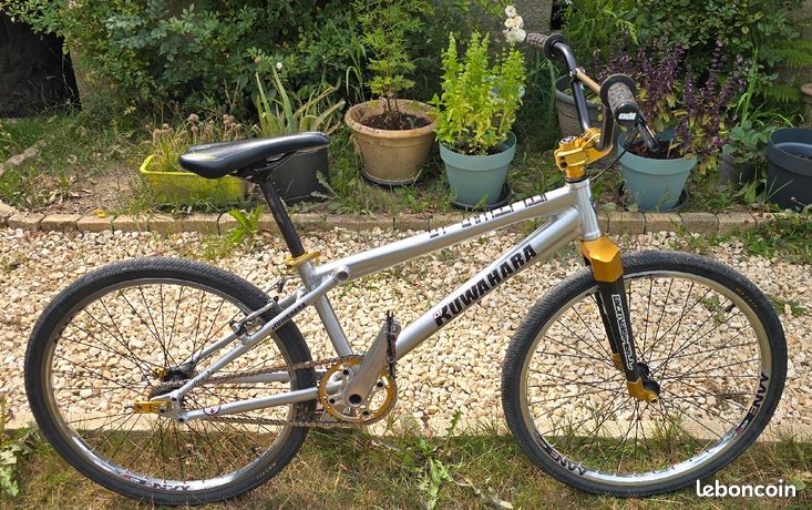 Cadre BMX Kuwahara Vintage 20 Pouces Old School Avec Fourche - Peinture Blanche Années 80