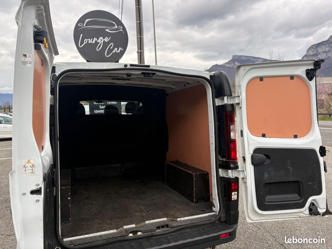 Renault trafic cabine approfondie l2h1 1200 kg dci 170 grand confort (image 18)