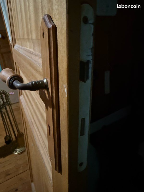Porte en pin (image 6)