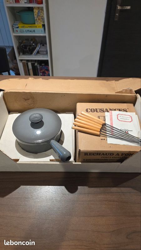 Fondue GENERIQUE Le Creuset - Service à fondue - Luxe : Noir
