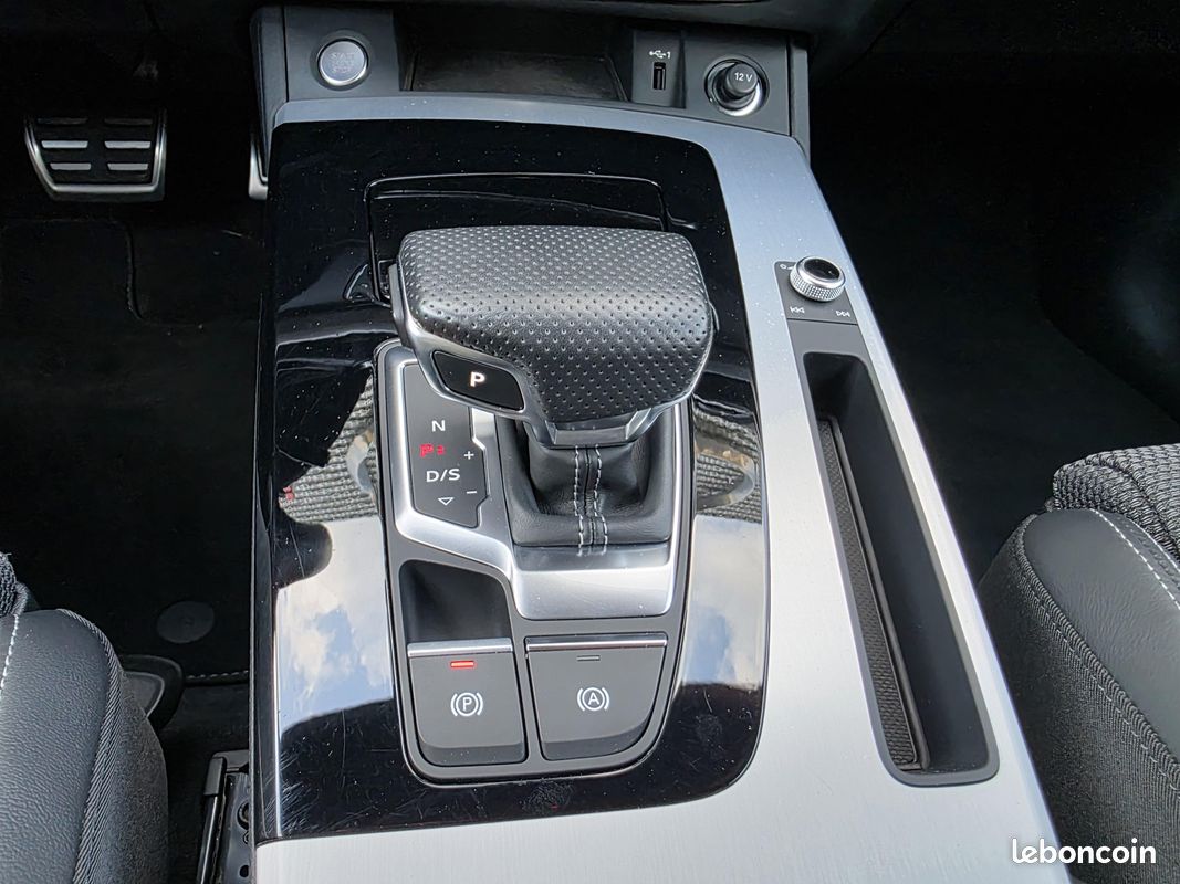 AUDI Q5 35 TDI 163 S tronic 7 S line (image 21)