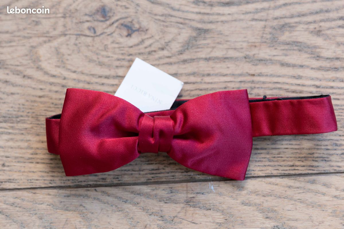 VEVOR Crochet DeAttelage, Hauteur Reglable 15 Cm, Capacite De Remorquage 9070 Kg Boule Deattelage 587 Cm Pour Anneau De Remorquage 635 762 Cm Revetement En Poudre Noire Pour Diverses Remorques 88727245