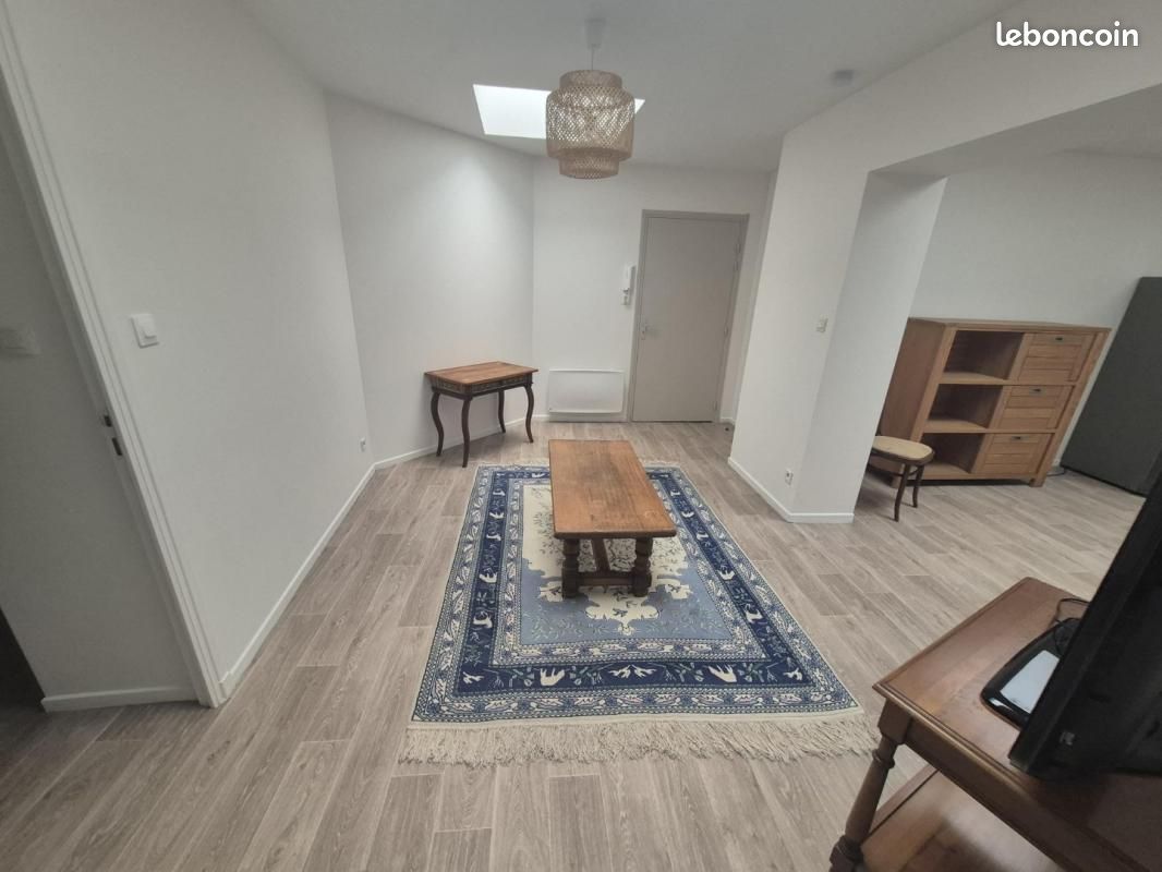 Appartement 1 pièce 77 m² · à Boulogne-sur-Mer · 77 m² · 495 €/mois