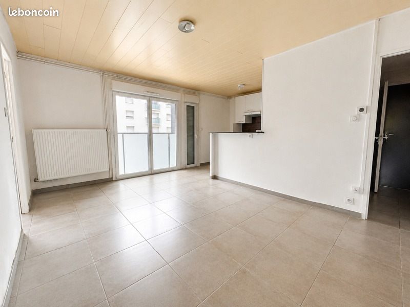 Appartement 3 pièces 45 m² · à Saint-Martin-d'Hères · 45 m² · 89 000 €
