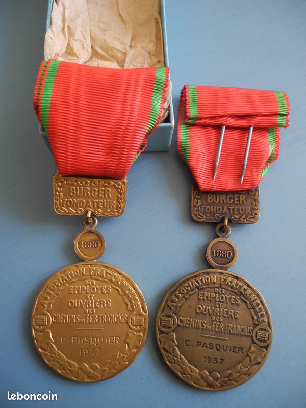 2 médailles chemins de fer 25 ans et 38 ans - Collection
