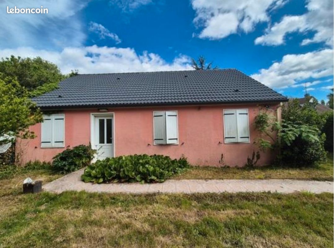 Maison 4 pièces 90 m² · à Umpeau · 90 m² · 195 000 €