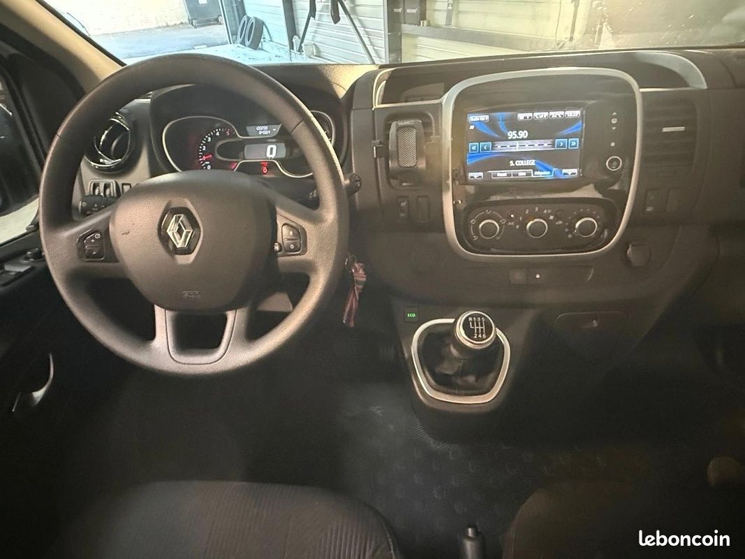 Renault Trafic Vu FOURGON 1.6 DCI 120 1T2 L1H1 ENERGY CONFORT (image 15)