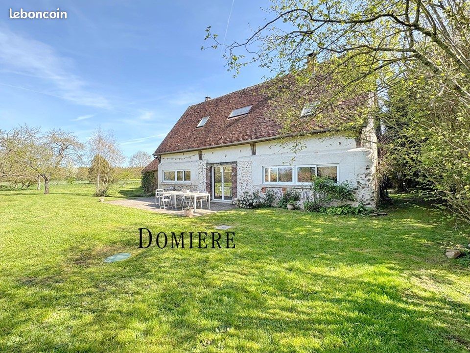 Maison 5 pièces 150 m² · à Champigny-la-Futelaye · 150 m² · 399 000 €