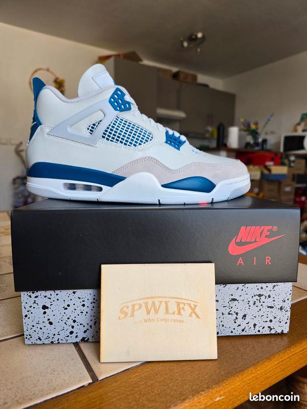 Nike Air Jordan Retro OG Military Blue White Chaussures