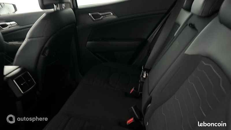 Kia Sportage 1.6 T-GDi 150ch MHEV Design DCT7 4x2 (image 13)