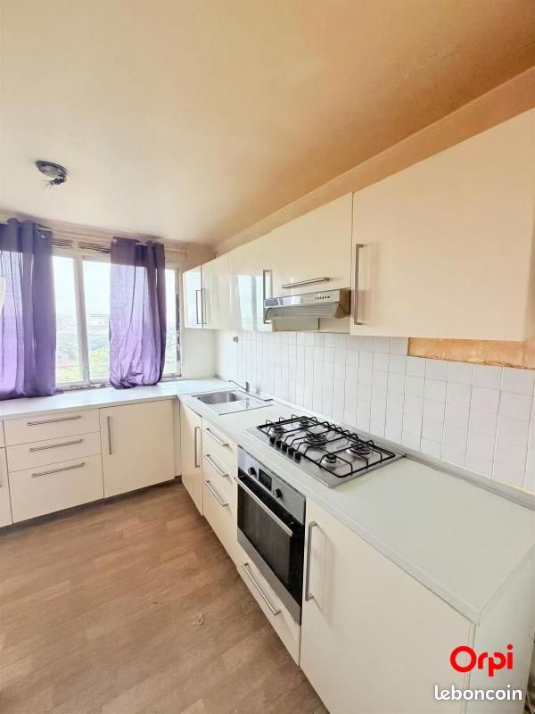 Appartement 4 pièces 78 m² · à Aubervilliers · 78 m² · 201 400 €