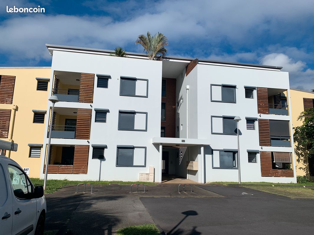 Appartement 2 pièces 45 m² · à Sainte-Suzanne · 45 m² · 855 €