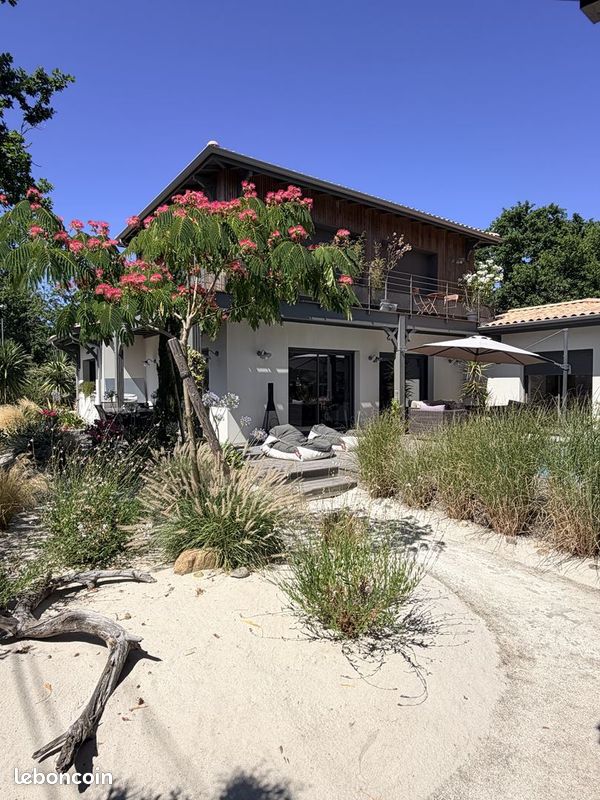 Maison 6 pièces 154 m² · à Soulac-sur-Mer · 154 m² · 895 000 €