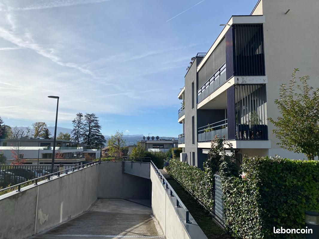 Appartement 2 pièces 50 m² · à Vétraz-Monthoux · 50 m² · 245 000 €