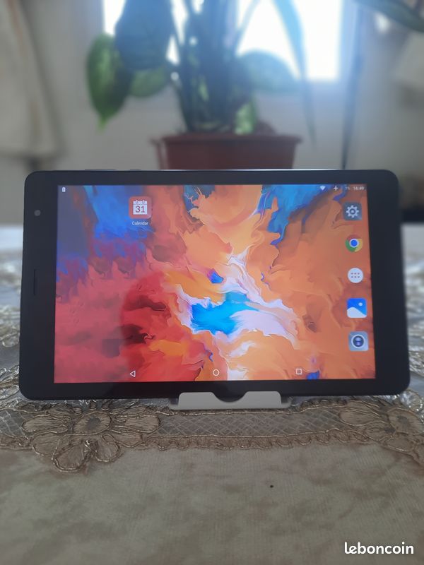 Ipad (image 1)