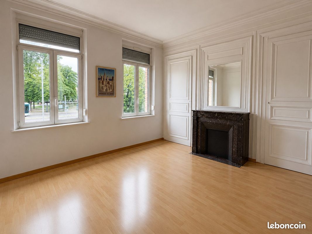 Appartement 4 pièces 93 m² · à Amiens · 93 m² · 900 €