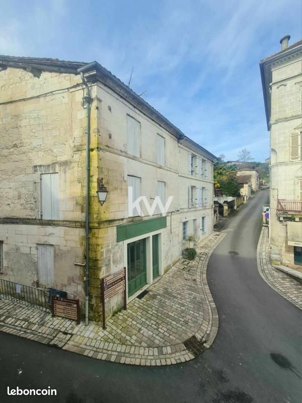 Maison 4 pièces 156 m² - Aubeterre-sur-Dronne 16390 (image principale 13)