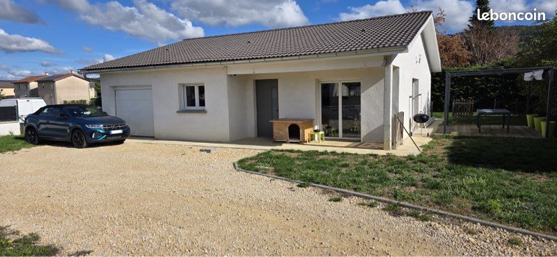 Maison 5 pièces 105 m² · à Izernore · 105 m² · 1 200 €/mois