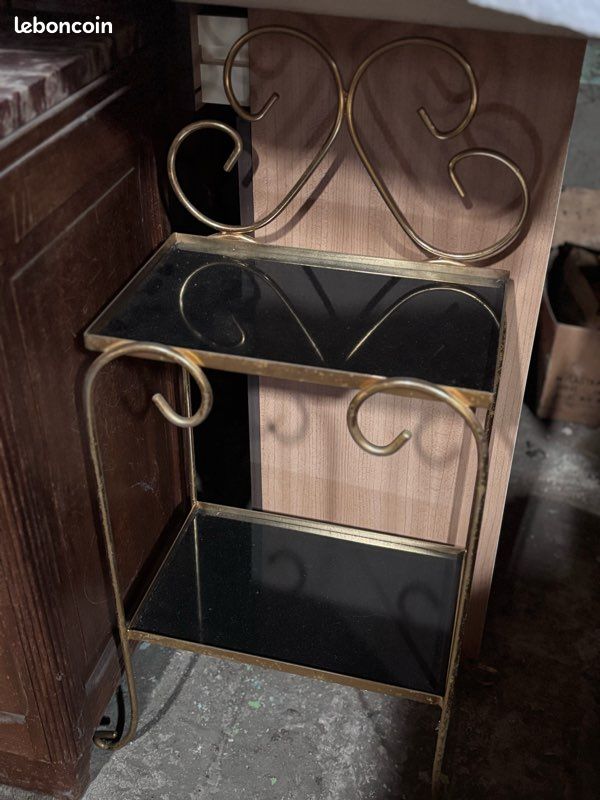 Guéridon fer et verre (image 1)
