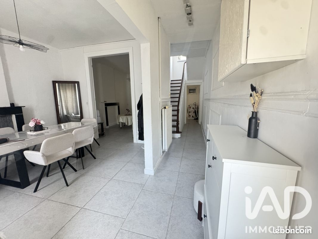 Maison 7 pièces 116 m² · à Crespin · 116 m² · 137 000 €