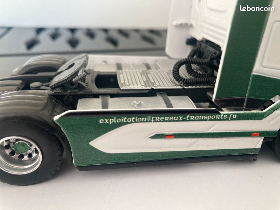 ELIGOR - Camion solo de couleur blanc - DAF XG+ 4x2 - 1/43 - ELI117564
