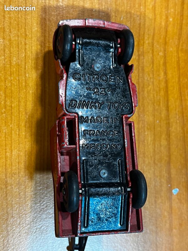 Dinky Toys Citroën U23 Breakdown Van – 585 Meccano