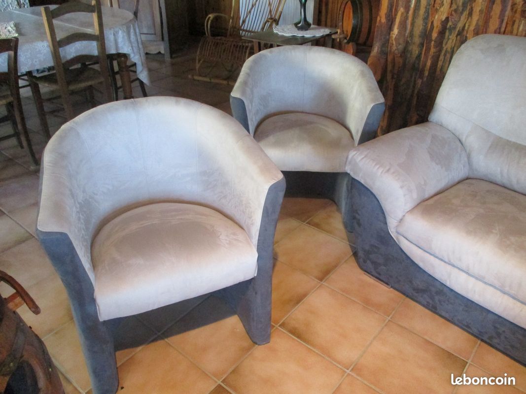 Vente d'un canapé et de 2 fauteuils (image 3)